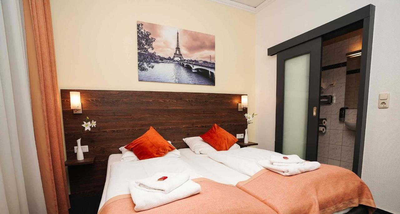 Hotel Little Paris Frankfurt am Main Exterior foto